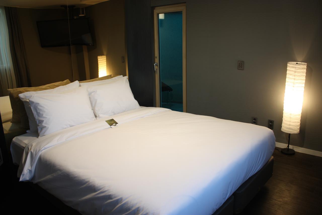 The Hotel Young Inn โซล ภายนอก รูปภาพ